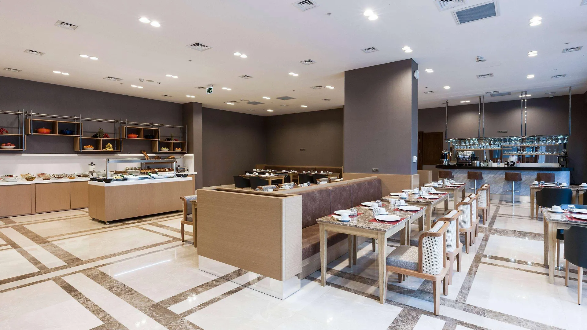 מלון Ramada By Wyndham Istanbul Alibeykoy