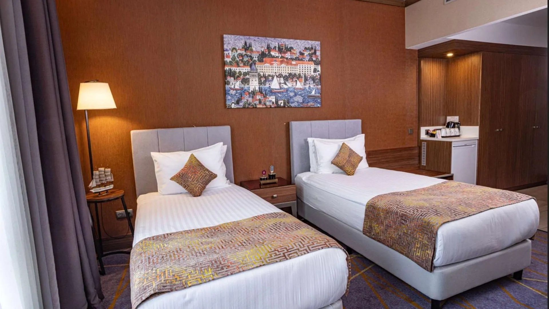 מלון Ramada By Wyndham Istanbul Alibeykoy טורקיה