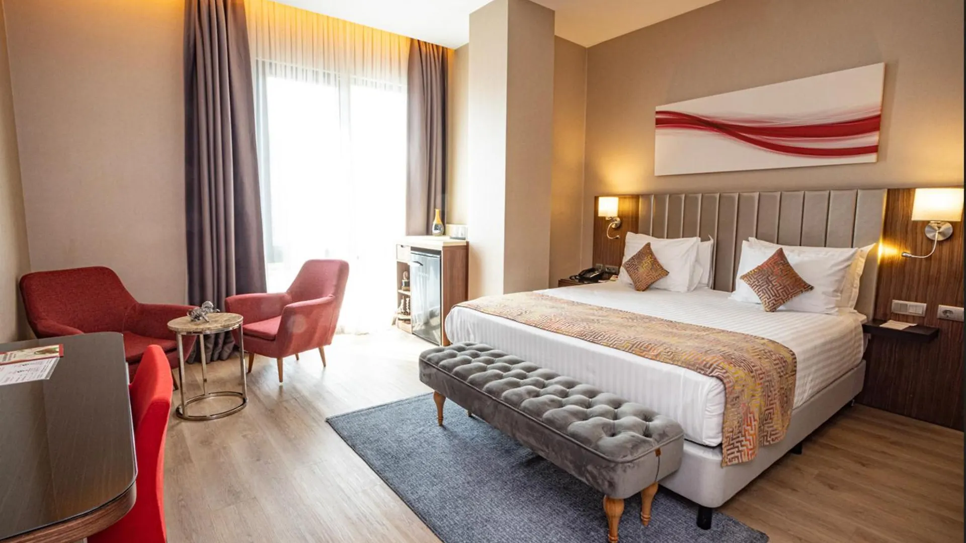 מלון Ramada By Wyndham Istanbul Alibeykoy 4*,