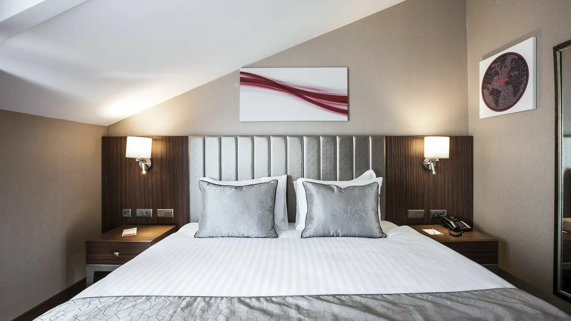 מלון Ramada By Wyndham Istanbul Alibeykoy טורקיה