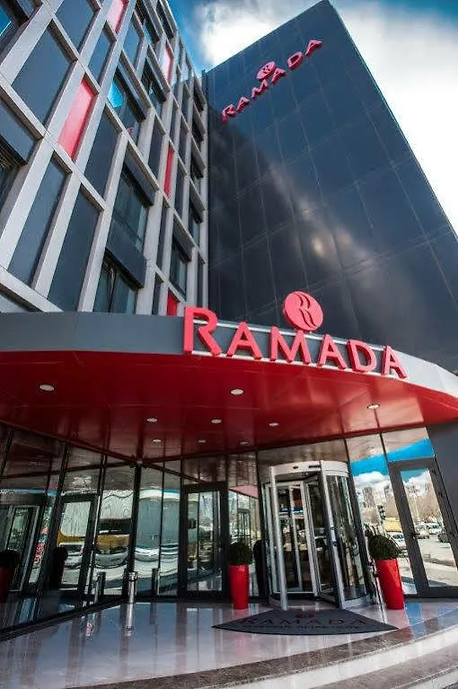 מלון Ramada By Wyndham Istanbul Alibeykoy