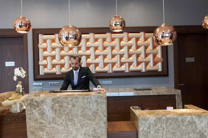 מלון Ramada By Wyndham Istanbul Alibeykoy