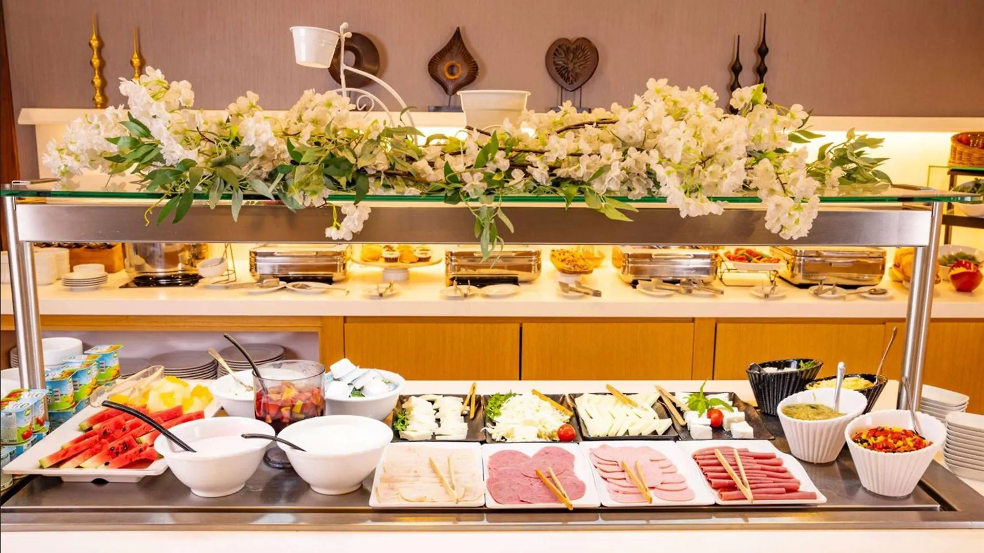 Ramada By Wyndham Istanbul Alibeykoy Hotel