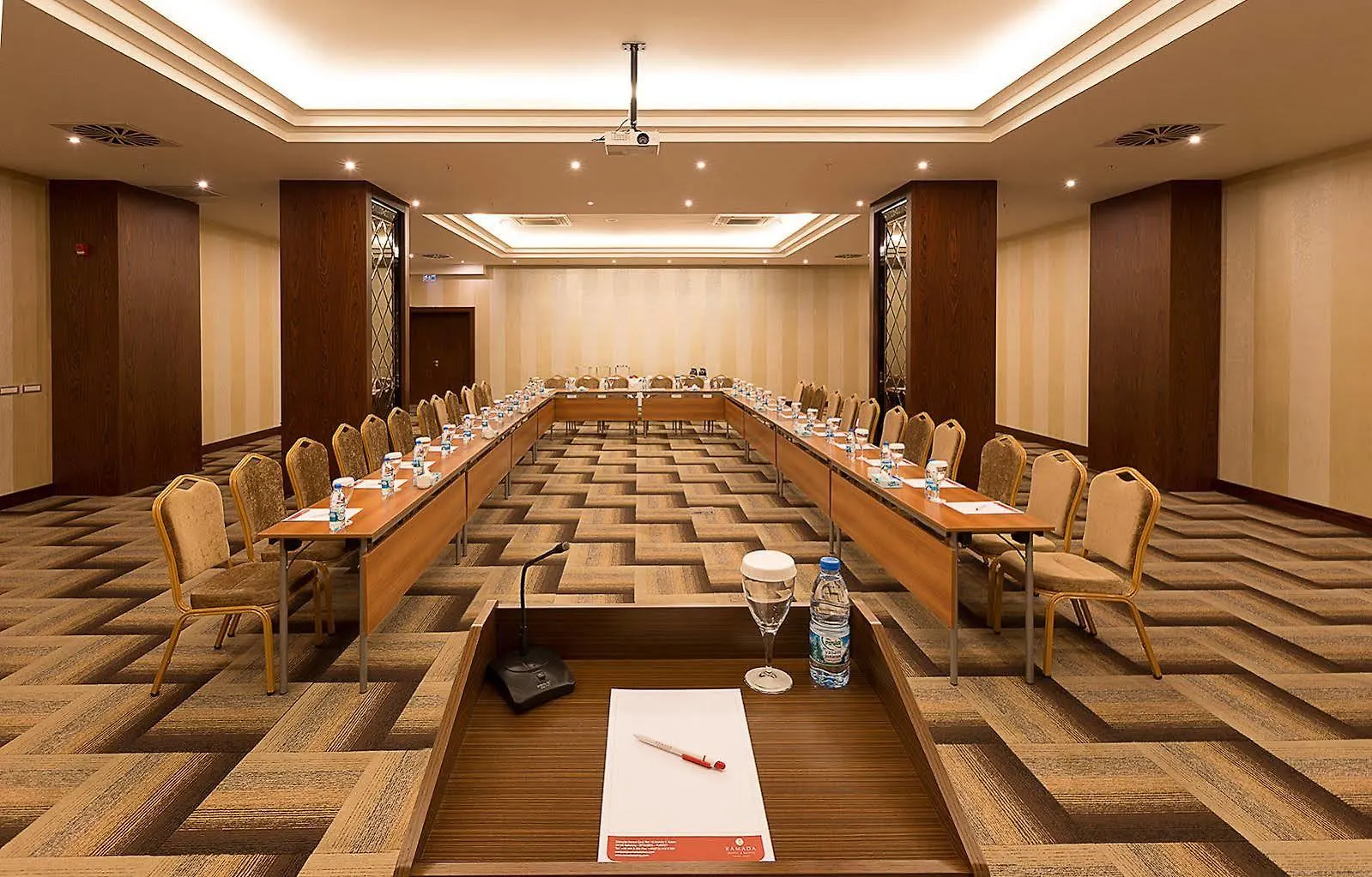 Ramada By Wyndham Istanbul Alibeykoy Hotel